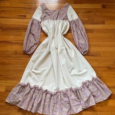 1970s Beautiful Vintage Prairie Dress Handmade Lavender  White Cottage Maxi S