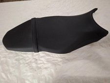 SELLE TRIUMPH STREET TRIPLE 675  2013-17  ref 2304083