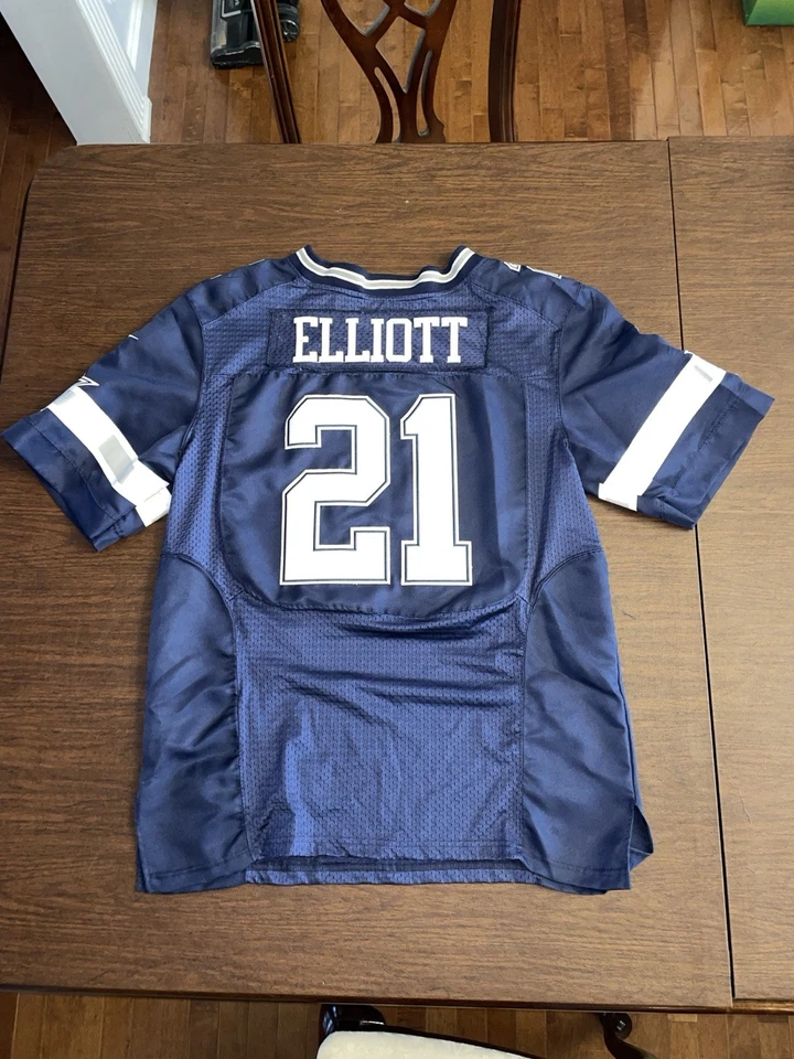 Camiseta deportiva para hombre Nike Ezekiel Elliott #21 Dallas Cowboys mediana en el campo Foto 3 de 4