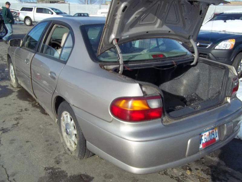 Used Alternator fits: 1998 Chevrolet Malibu 6-191 3.1L front mounting boss not d - Изображение 3 из 4