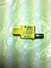 Banner Engineering SM312FVQD MINI-BEAM Photoelectric Sensor