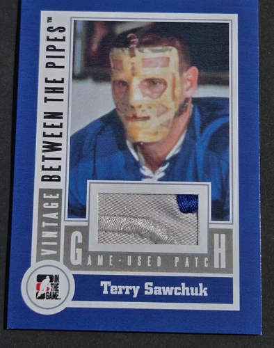 2013 ITG Between the Pipes Vintage Patches VGUP-01 Terry Sawchuk GU Emblem /2