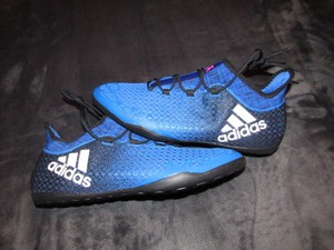 botines adidas azul y negro