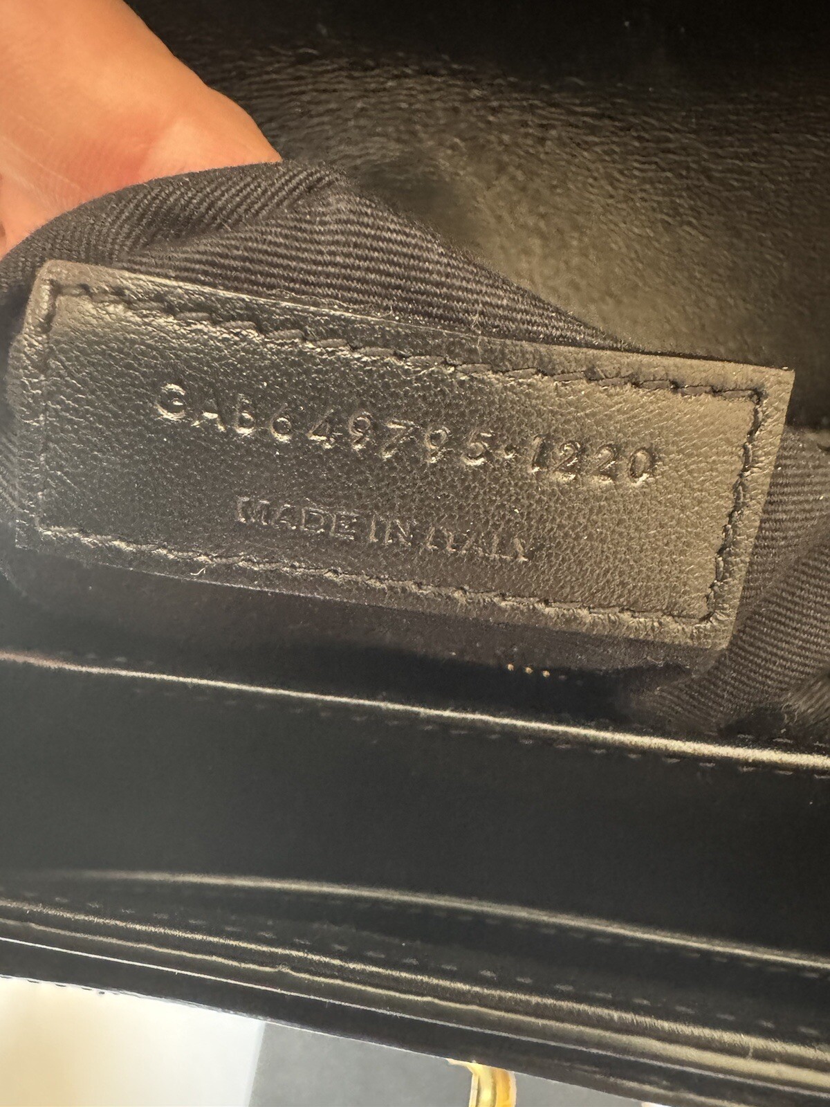 Borsa a tracolla Saint Laurent YSL Le Maillon in pelle nera $ 3100 prezzo al pubblico