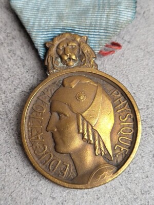Medaille Education Physique Pax Et Labor Republique Francaise N°55