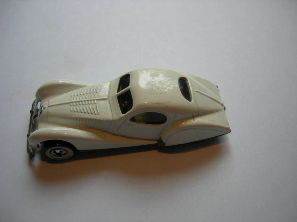 Hot Wheels TALBOT-LAGO 1987 weiß Spider - neuwertig unbespielt - Bild 2 von 3