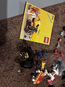 READ! LEGO CASTLE PIRATE ISlANDER LOT 34 MINIFIGURES +6264 6262 6039 1970 70311 