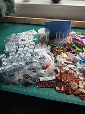 Restposten/Konvolut riesige Menge Bastelartikel Sticker Strass Ausschnitte Posten mehr