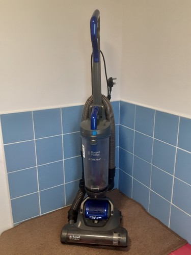 Russell Hobbs ATHENA 2 RHUV5101 Bodenstaubsauger beutellos 400W SIEHE Video