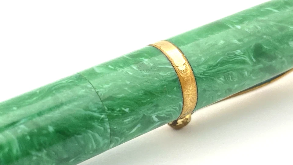 VINTAGE SHEAFFER OVERSIZE BALANCE MECHANICAL PENCIL IN JADE GREEN GOLD TRIM USA - Image 3 of 4