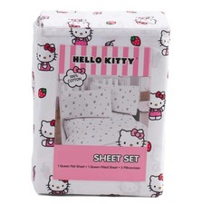 Hello Kitty by Sanrio Strawberries 4 pc Queen Bed Sheet Set 100 Cotton NEW