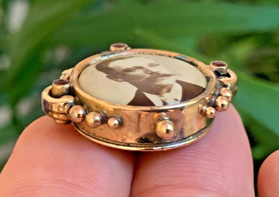 Gold Filled Garnet Double Photo Mourning Pendant Fob For Pocket Watch Chain 1910 - Image 4 of 4