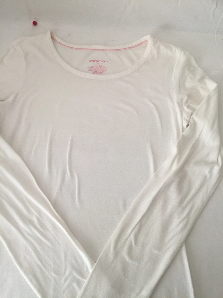 CAMISETA HILARATION NIÑA BLANCA CUELLO REDONDO MANGA LARGA Foto 3 de 3