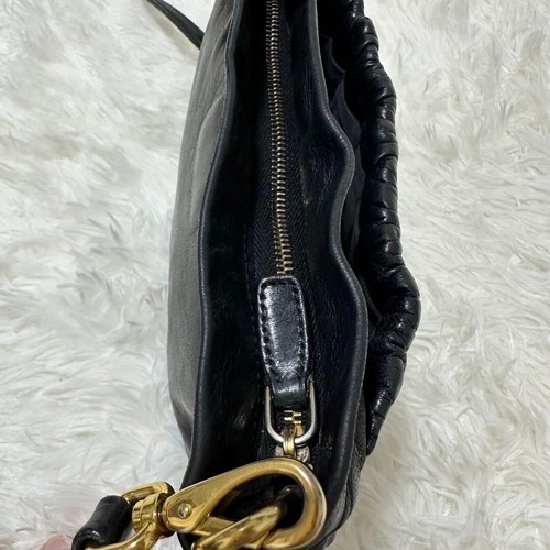 Borsa a tracolla MIU MIU Matelasse Pochette Pelle Nera Ferramenta Oro Usata 2503M - Foto 12 di 19