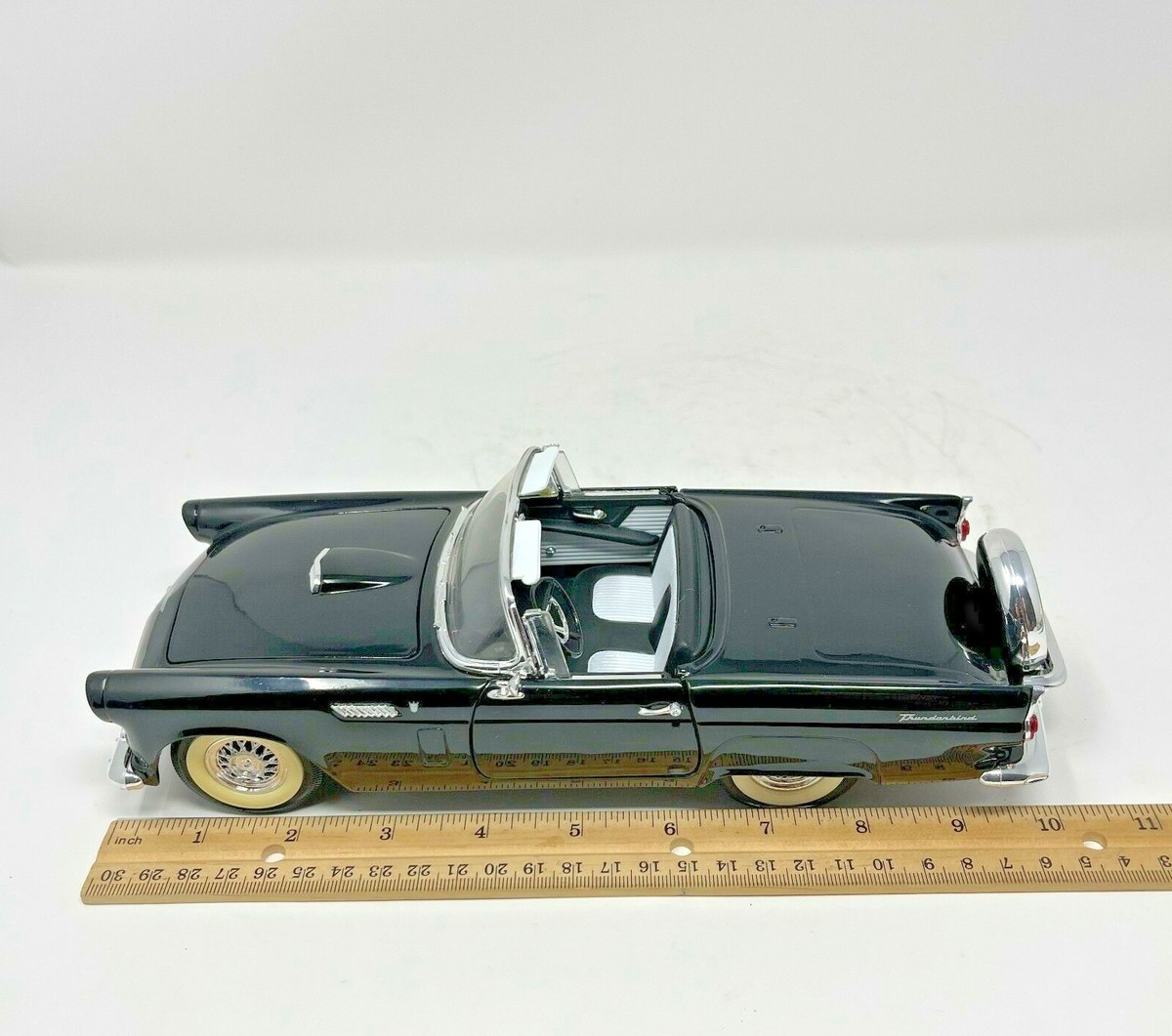 1956 FORD THUNDERBIRD REVELL 1:18 SCALE DIECAST, CONVERTIBLE