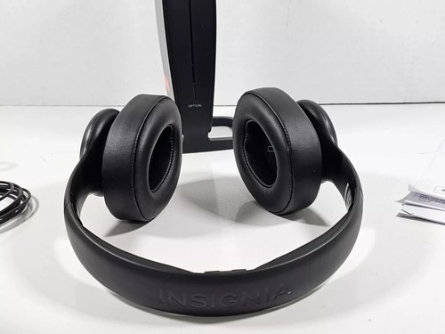 Insignia NS-HAWHP2 RF Wireless Over the Ear Headphones - Black - New - Picture 5 of 7