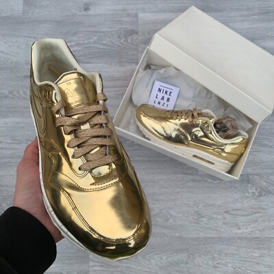 liquid gold air max 90