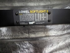Lowel Soft Light 2 w/Tripod w/ Case