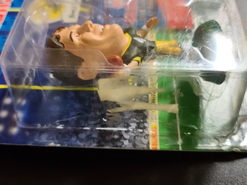 Throwback NFL Headliners BRETT FAVRE Figure - Green Bay Packers 1997 - Sealed - Picture 5 of 5