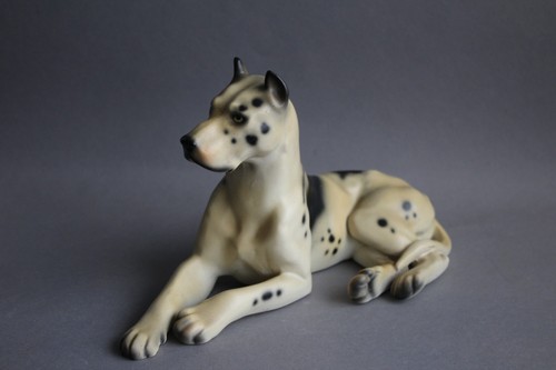 Gefleckte Dogge große liegende Hundefigur Keramik vintage handbemalt