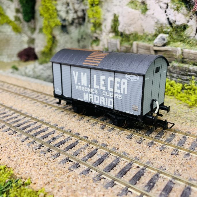 Wagon tonneau blanc de collection V.M. Lecea ELECTR miniature HO de haute précision