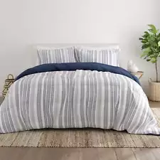 Noble Linens 3-Piece Navy Farmhouse Dreams Print Comforter Set King/CalKing