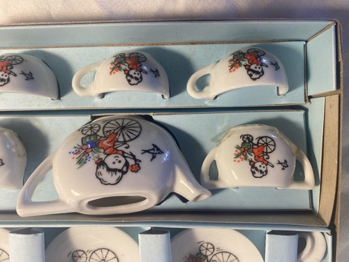 Toy China Tea Set made in Japan 11 Piece In Original Box - Picture 5 of 10
