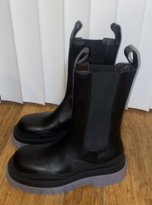 Bottega Veneta Tire Chelsea Boots Black/Transparent Size 39