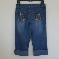 Jeansbay Blue Embroidered  Faded Capri Jeans 10P