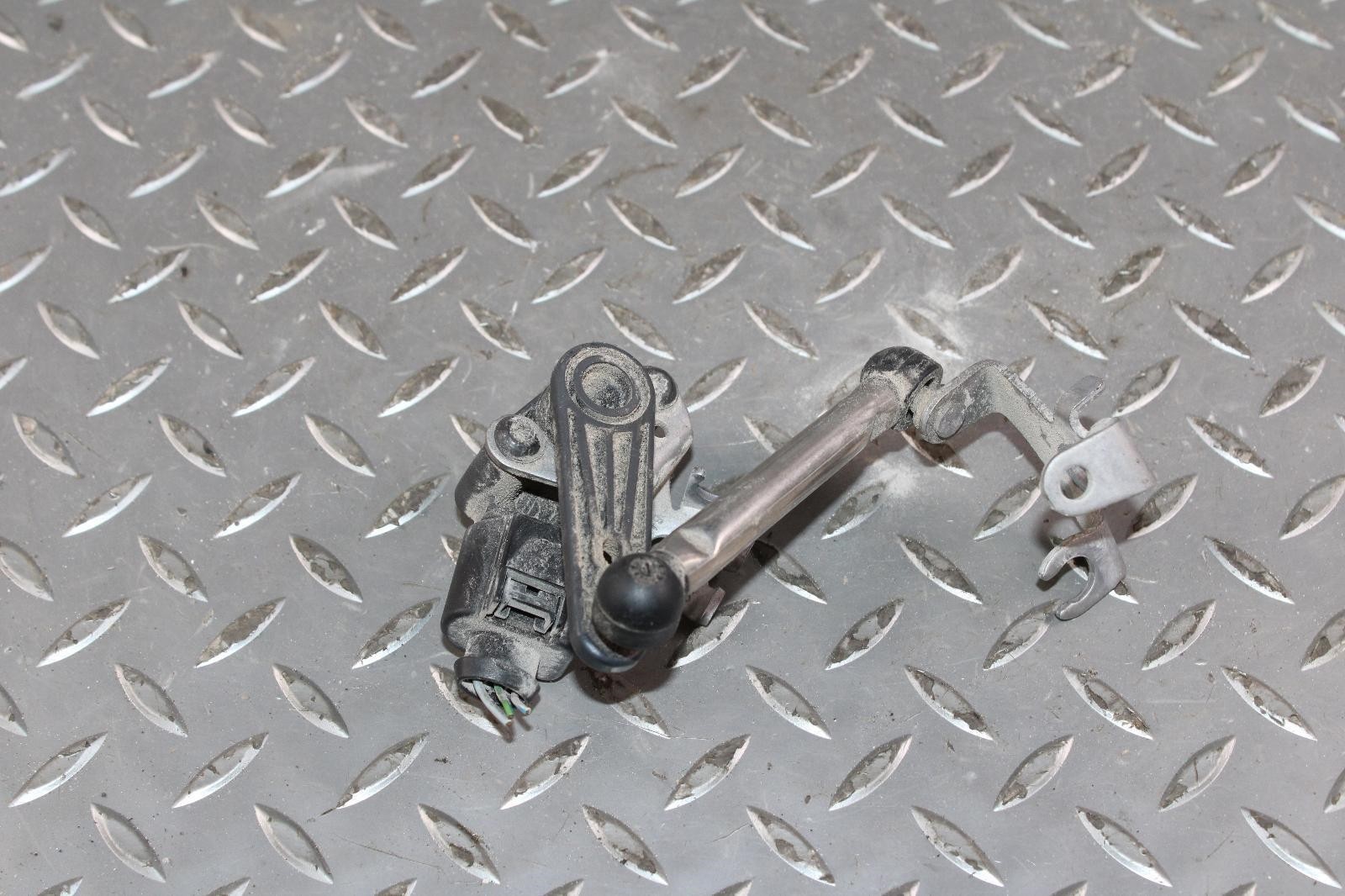19-23 Continental Electronic Rear Passenger Right RH Suspension Level Sensor WTY