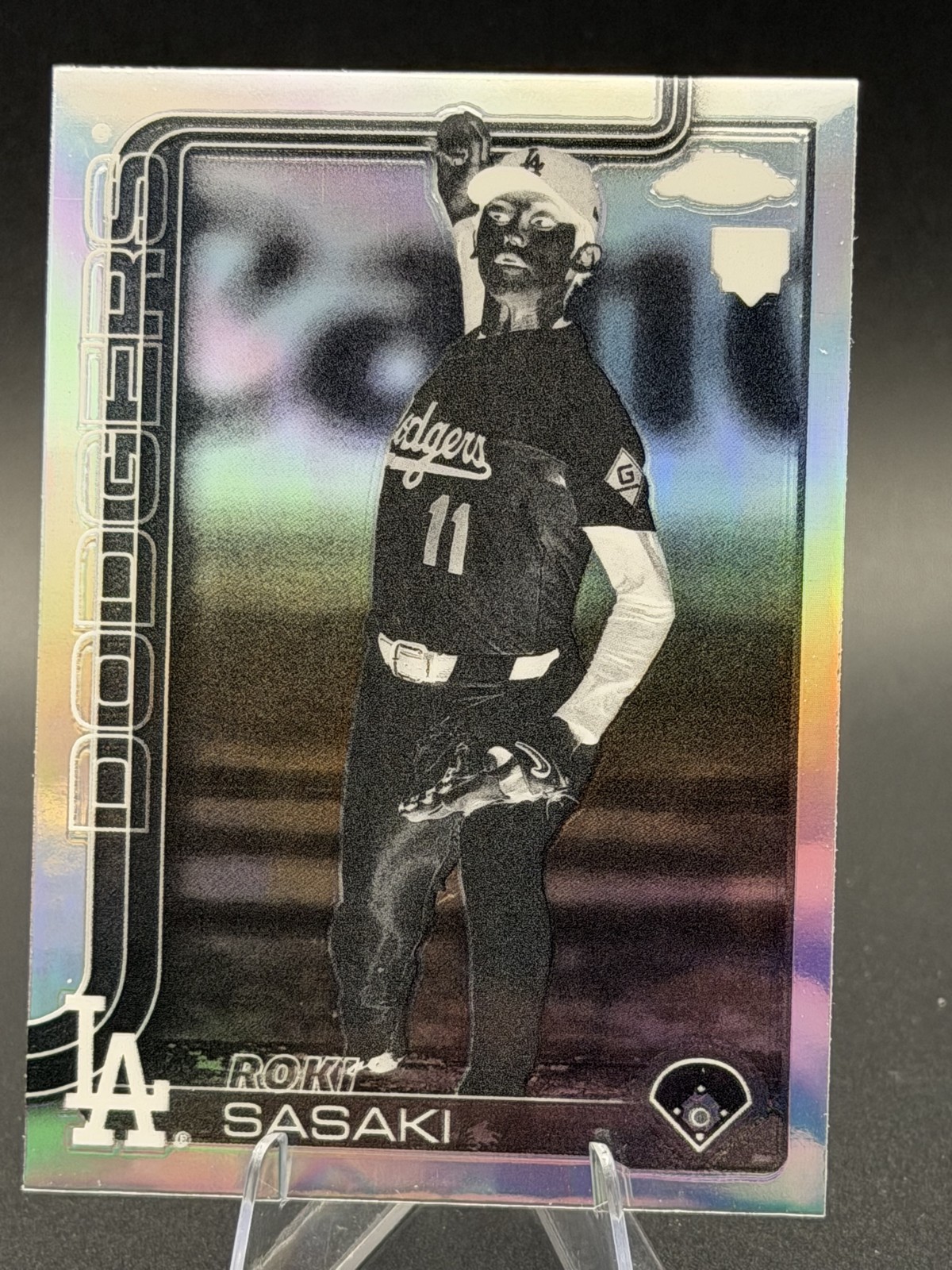 2025 Topps Chrome - Roki Sasaki #217 Negative Refractor (RC)