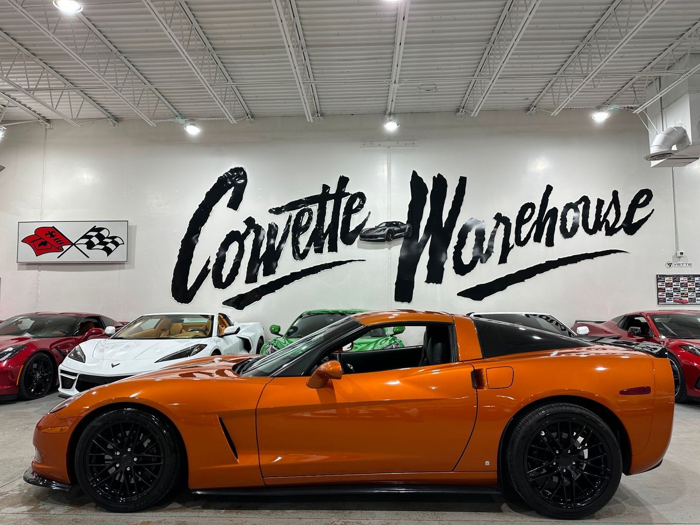 2007 [83U] Atomic Orange Metallic Tintcoat Chevrolet Corvette   | C6 Corvette Photo 2
