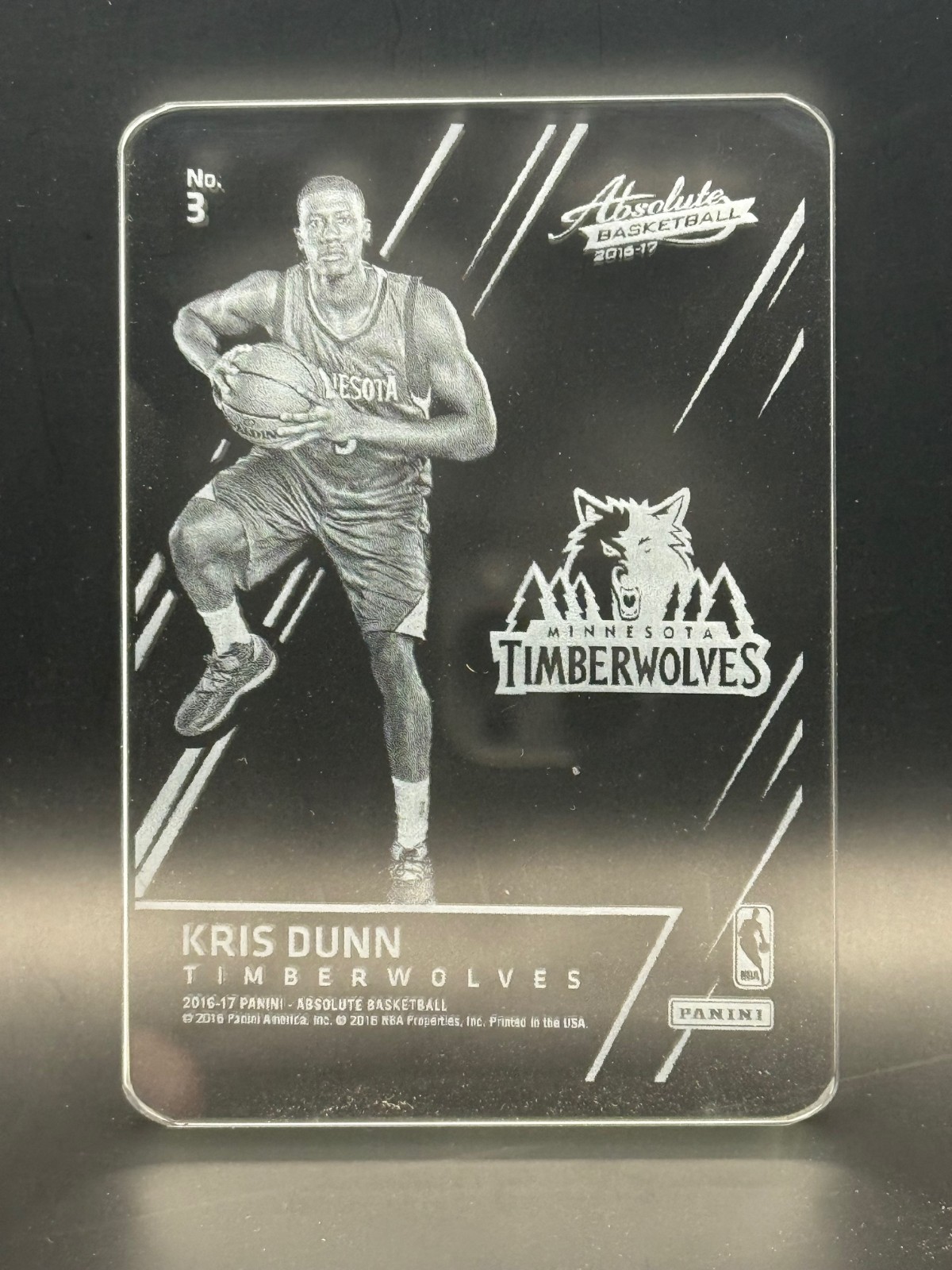 2016-17 Panini Absolute - Glass Kris Dunn #3 (RC)
