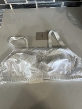 NWT Amoena Elegant Contours Size 40B Style Isabel 2118 Camisole Mastectomy Bra