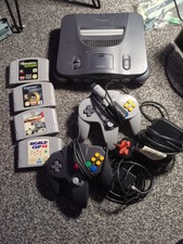 Nintendo 64 N64 Console Bundle with 2 Controllers 4 Games With All Cables