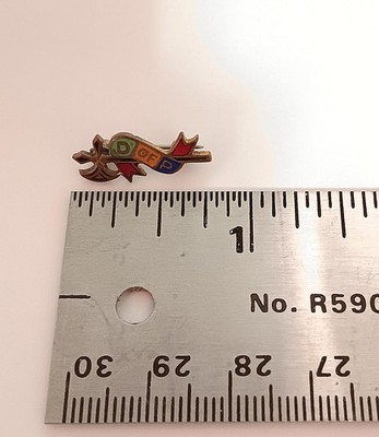 D & P Degree of Pocahontas AXE International Order of Red Men Pin, Vintage