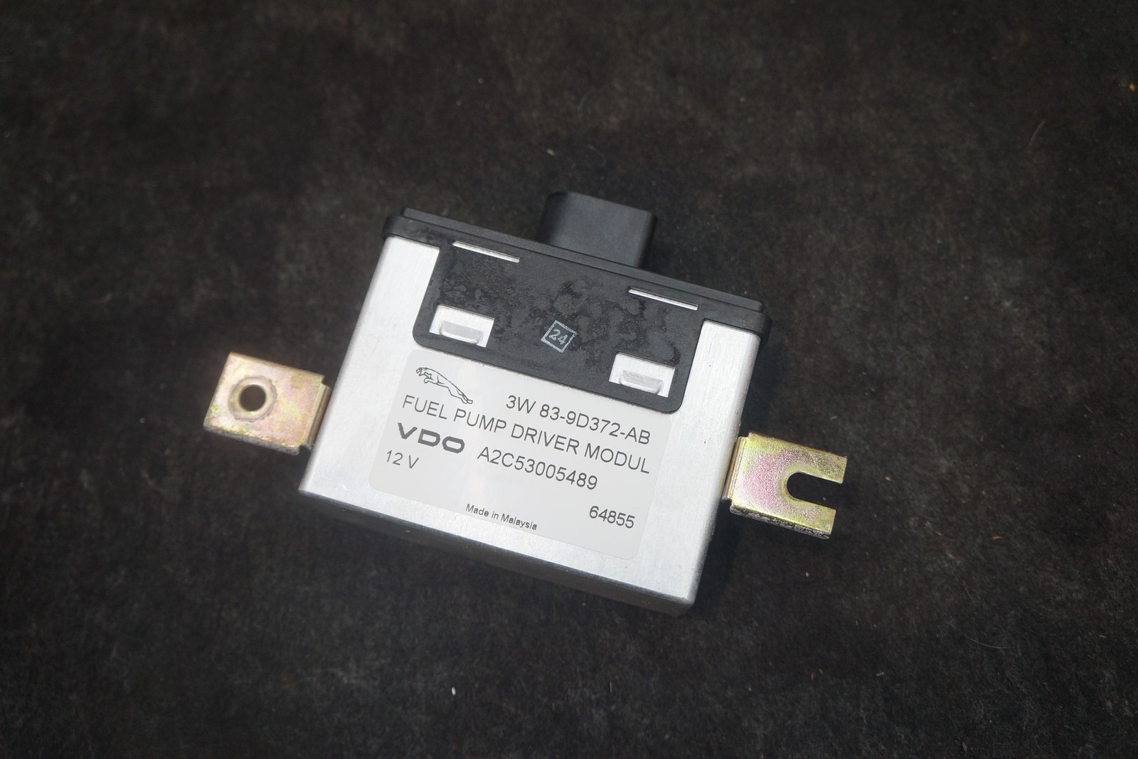 Fuel Pump Driver Computer Module 3W83-9D372-AB OEM Aston Martin V8 Vantage 2006