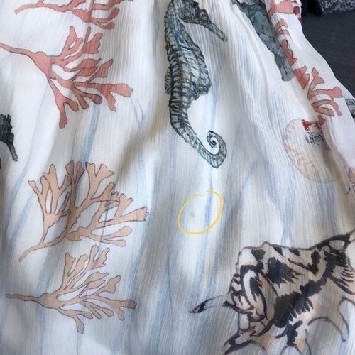 Club Monaco 100% Silk Beach Print Skirt and Top Matching Set Size 6 / Medium - Picture 11 of 11