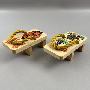 Vintage 1980s Japanese Wooden 3.25" Sandals Hand Painted Novelty Japan