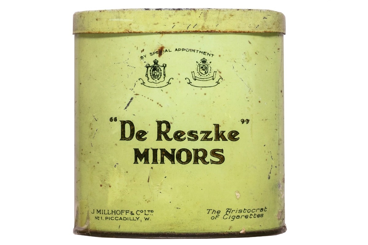 de reszke cigarette box Rare 1920s English “De Reszke” litho 20 cigarette tin in good condition de reszke cigarette box Rare 1920s English “De Reszke” litho 20 cigarette tin in good condition