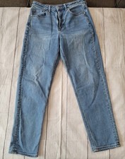 American Eagle AEO Women's  Size 6 Regular  Mom Jean No Holes