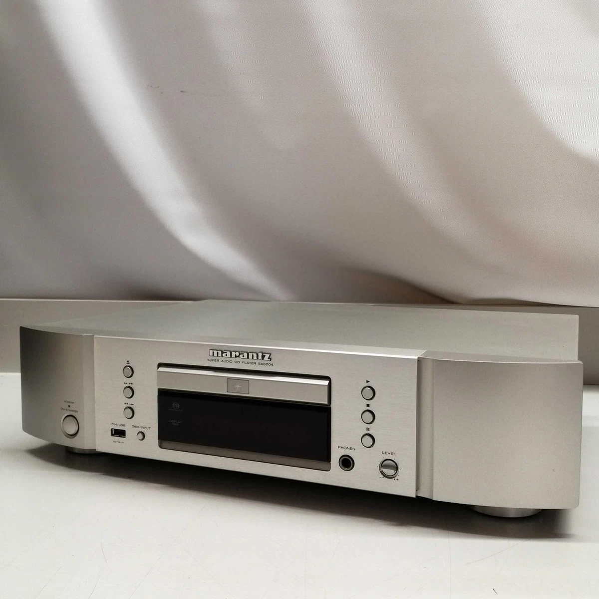 Marantz Super Audio CD player SA-8004