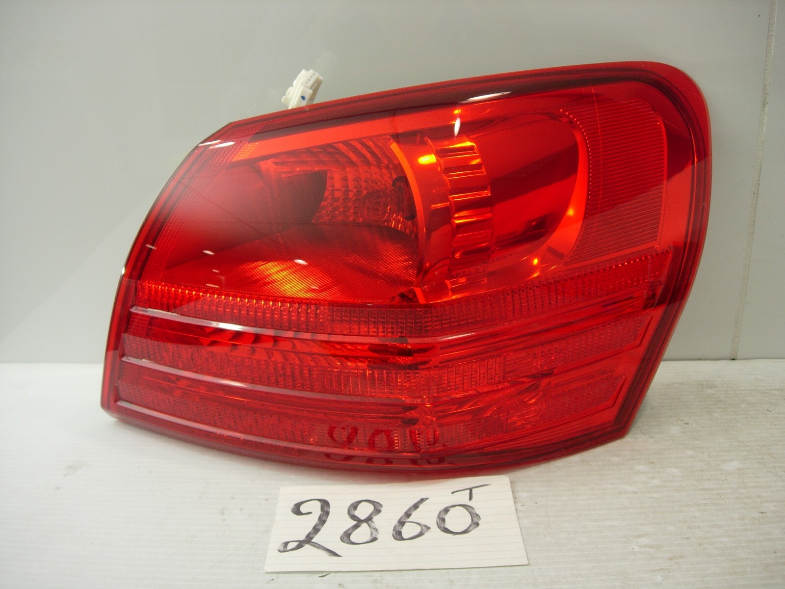 07 08 09 10 11 12 Nissan Rogue PASSENGER Side Tail Light Used Rear Lamp #2860-T 
