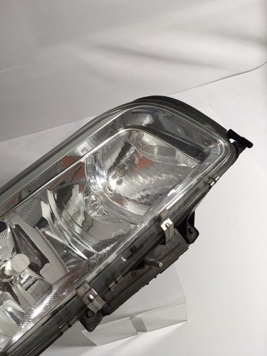Volvo 2004-06 S80 Right Passenger Halogen Headlight Head Lamp Side Marker Wiper - Picture 9 of 20