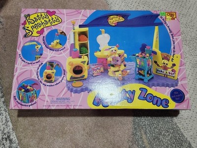 Betty Spaghetty Doll Betty's Beauty Zone Playset Complete - Open But MINT