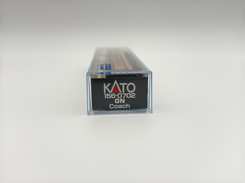 KATO - N - Great Northern - GN - Smoothside Coach Car #1218 - Train 156-0702 - Picture 6 of 9