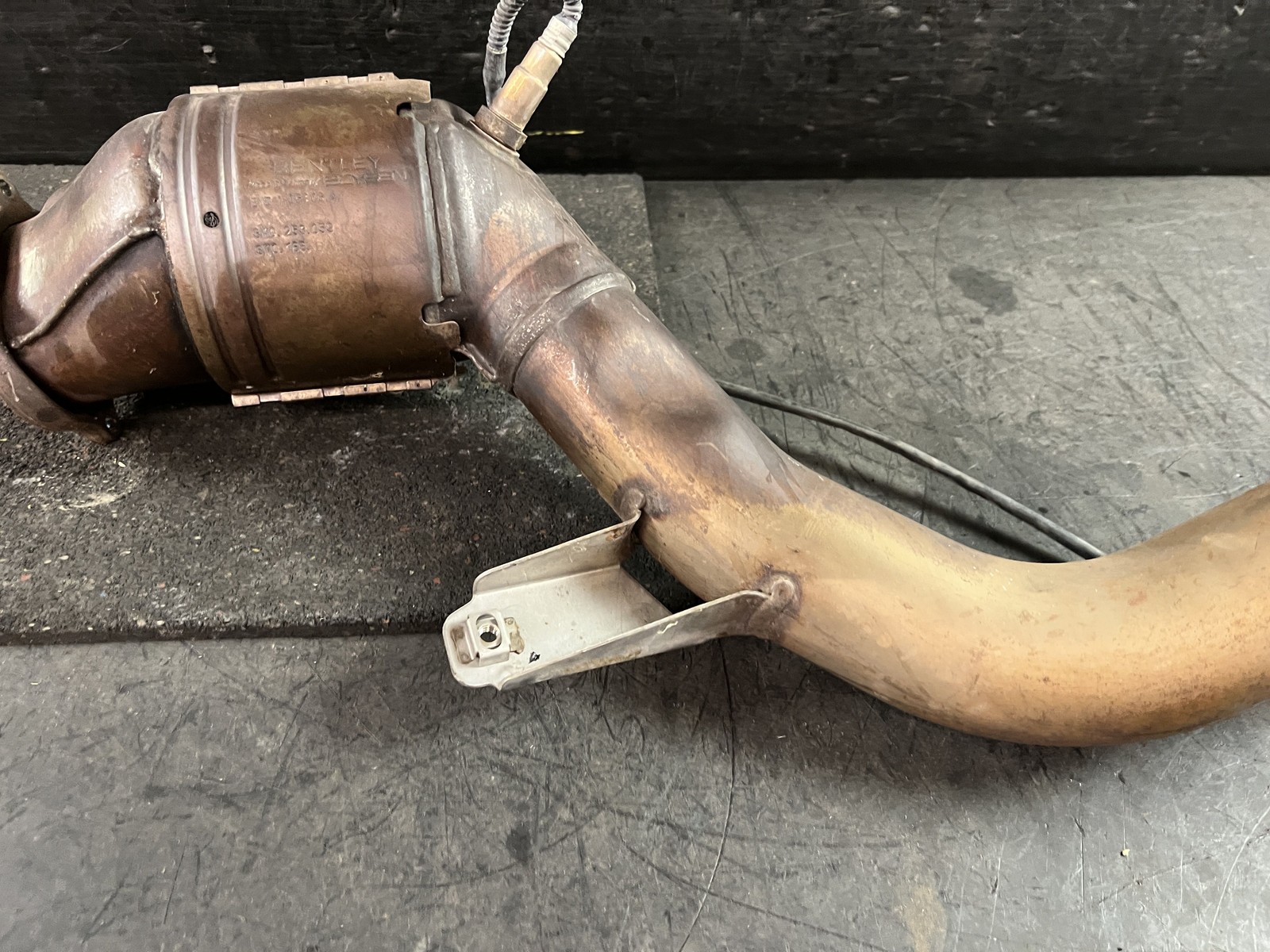 Bentley Continental R Final Series 2003-2012 Right Downpipe P/N 3W0253059C