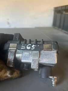 BMW 7 E65 E66 2003 Diesel 160kW Ladedrucksteller Stellmotor Turbolader 6nw009228