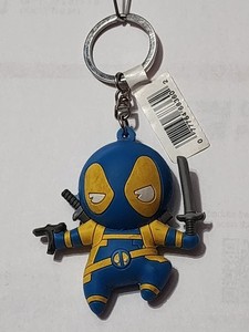 Monogram Marvel Deadpool Series 1 Blue & Yellow 3D Figural Keyring /Chain