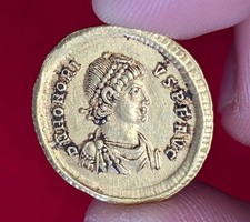 Exquisite Honorius Gold Solidus – Western Roman Empire, Ravenna Mint, AD 402-406